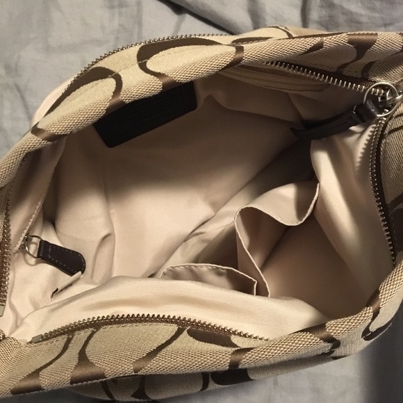 Coach signature shoulder bag - Picture 4 of 8